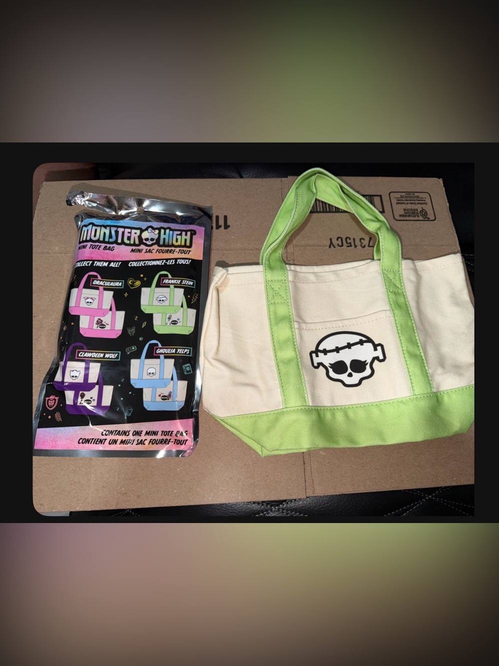 Monster High Mini Tote Bag Hot Topic blind bag, Frankie stein
